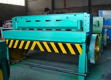 福州Q11-3*1300機械電動剪板機服務(wù)快選善鍛